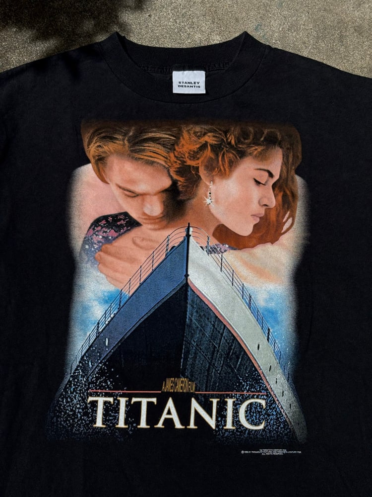 1998 TITANIC PROMO TEE Image 2