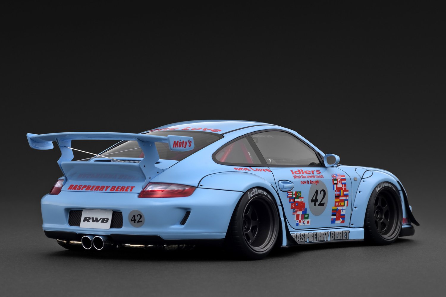 Image of 1/18 RWB Raspberry Beret GT3RS (Nakai-san's own race car)