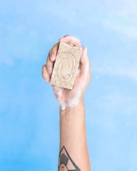 Image 3 of Savon noix de coco et avoine