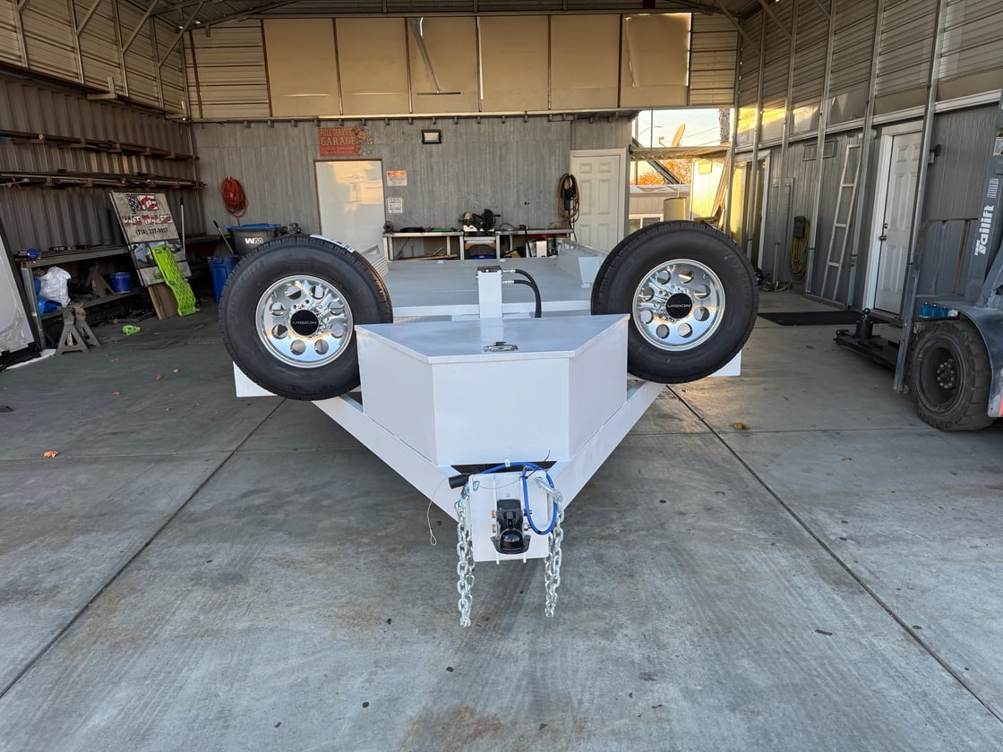 Image of 22' Racer X