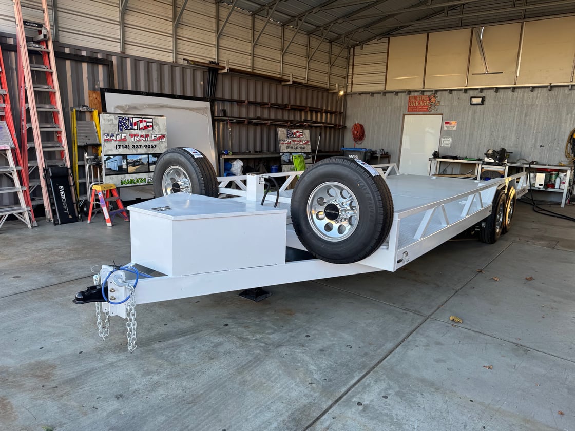 Image of 22' Racer X