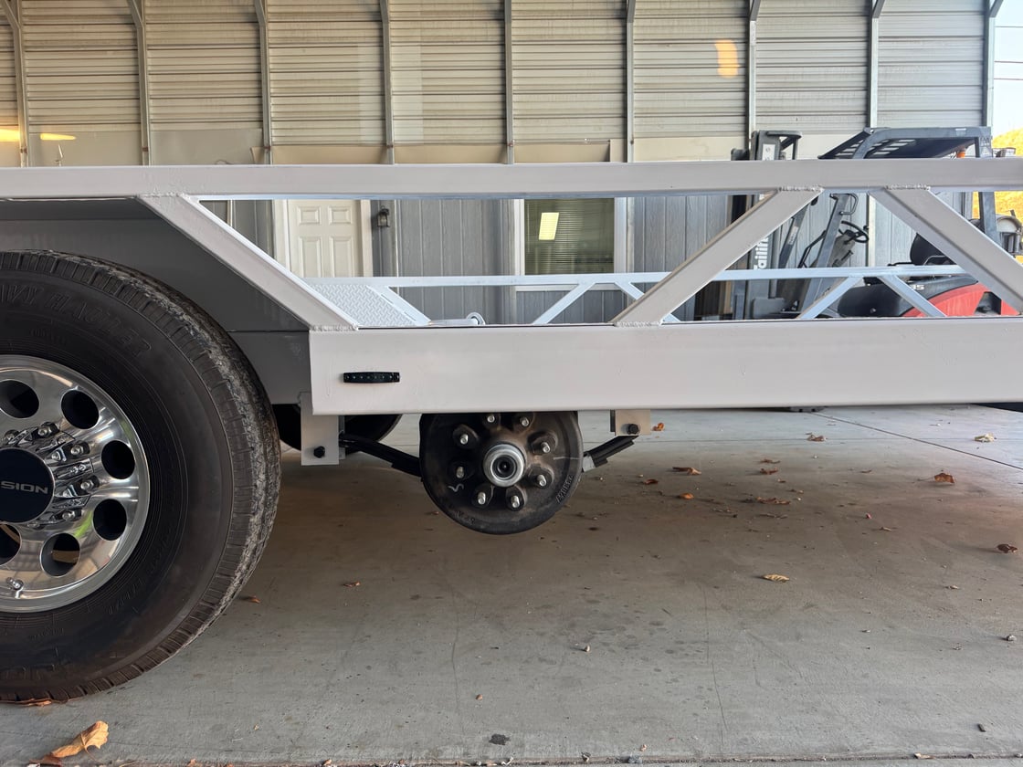 Image of 22' Racer X