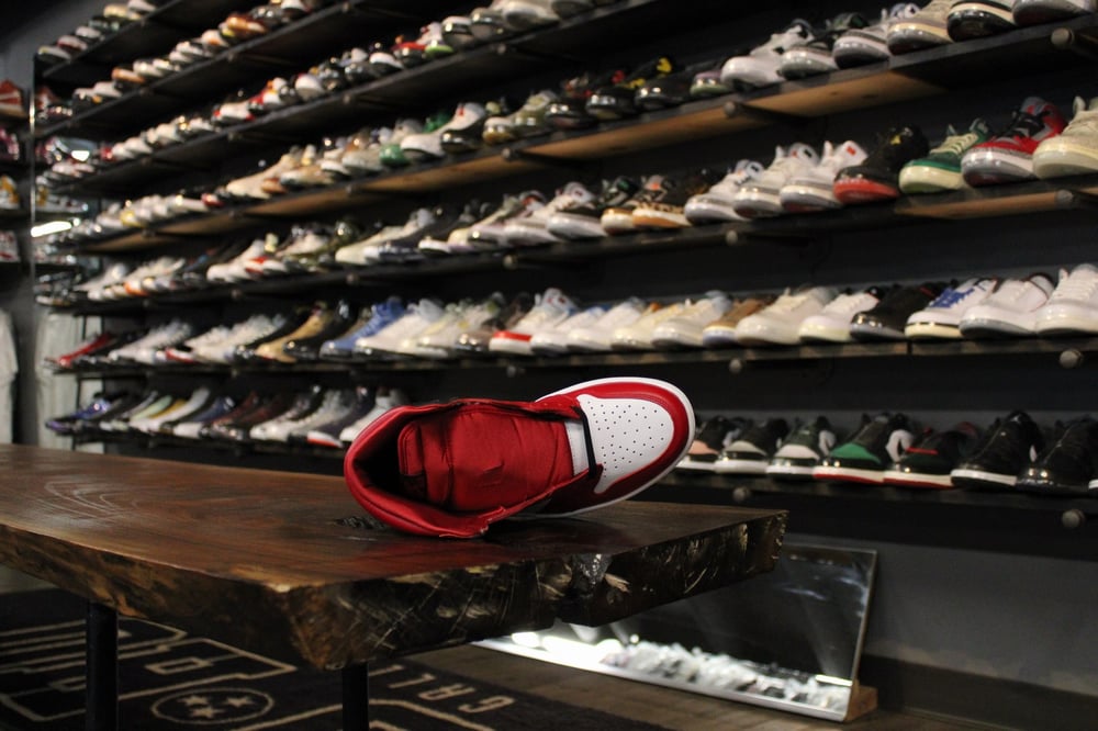 Air Jordan I (1) High "Satin/Snakeskin" WMNS