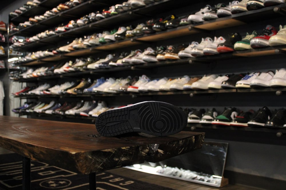 Air Jordan I (1) High "Light Smoke Grey"