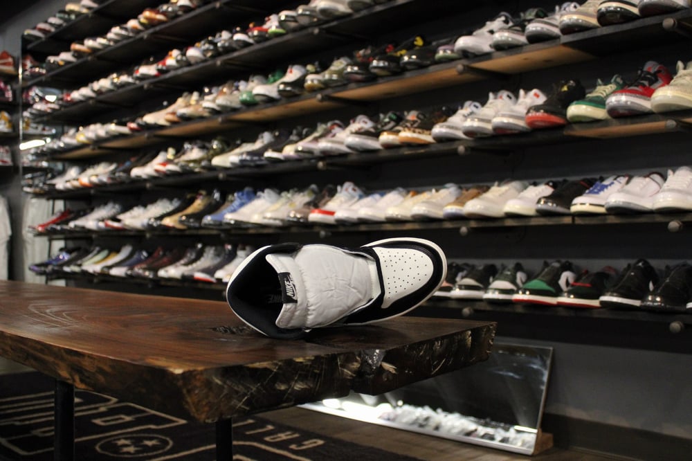 Air Jordan I OG (1) High "Mocha"