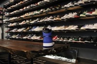 Image 4 of Air Jordan I OG (1) High "ROYAL" (2017)