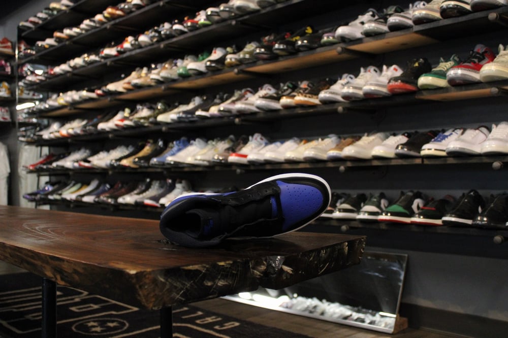 Air Jordan I OG (1) High "ROYAL" (2017)