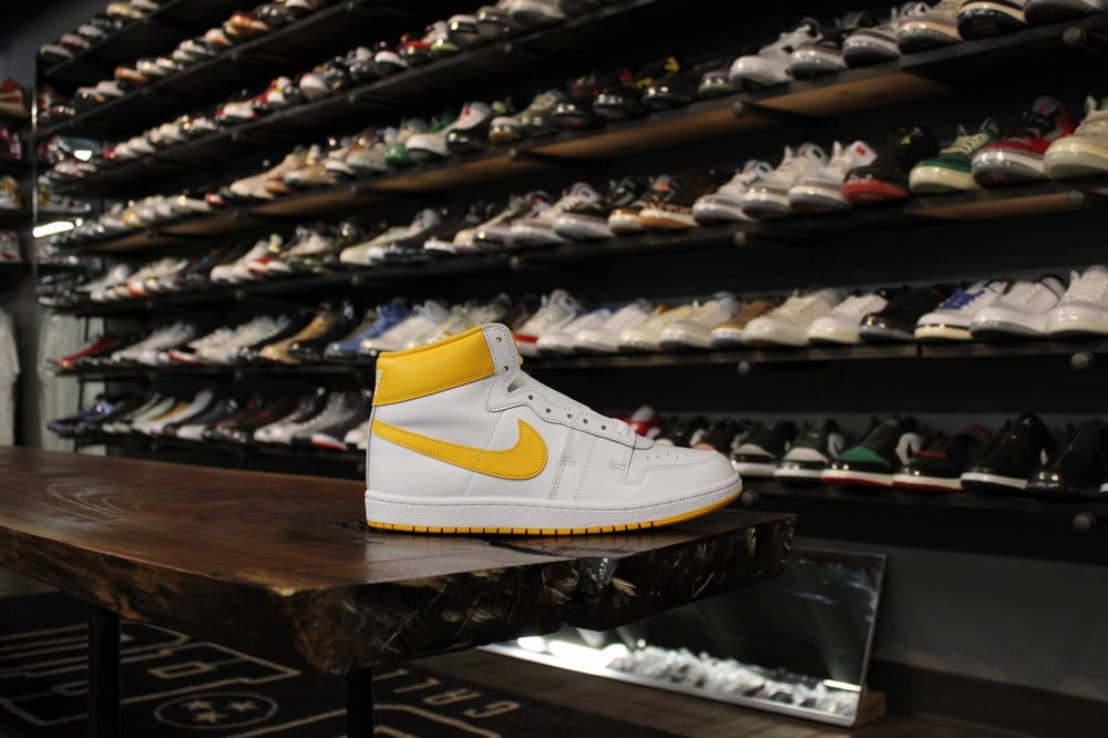 Jordan Air Ship PE "UNIVERSITY GOLD"