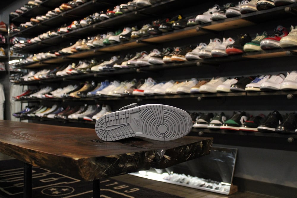 Air Jordan I OG (1) High "REBELLIONAIRE" 