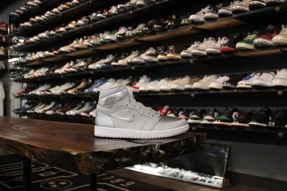 Air Jordan I OG (1) High "CoJP/Silver" 