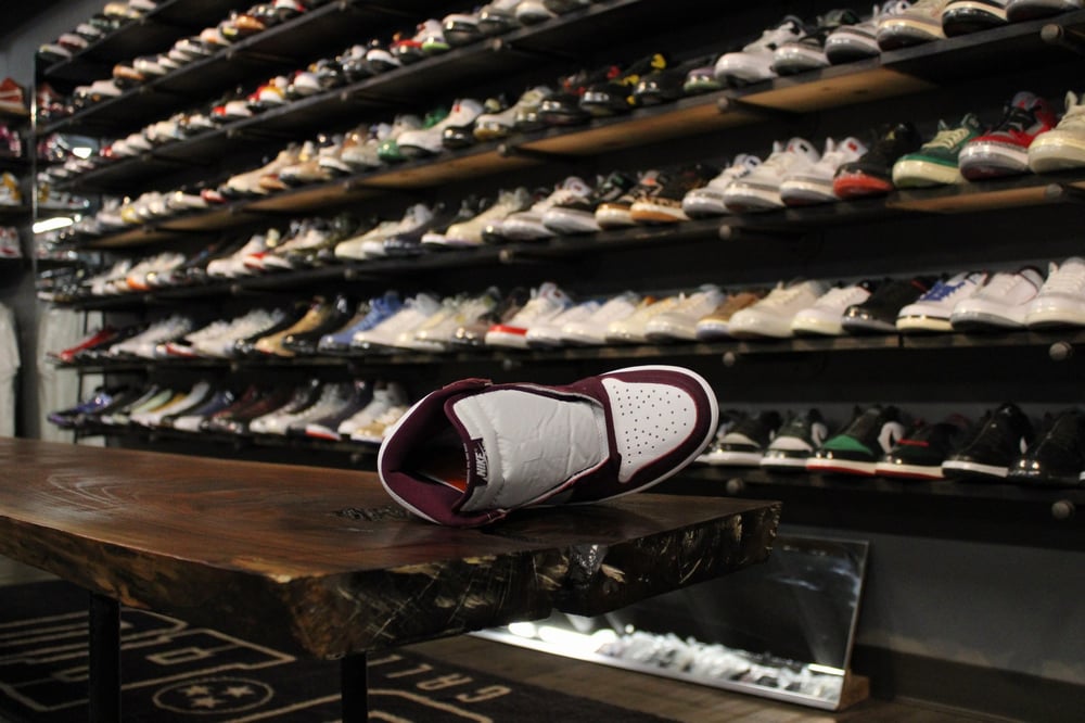 Air Jordan I OG (1) High "Bordeaux" 