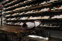 Image 3 of Air Jordan I OG (1) High "Bordeaux" 