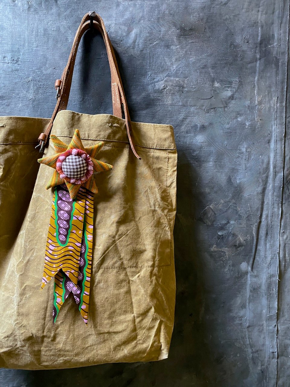 Image of star rosette - no. 02