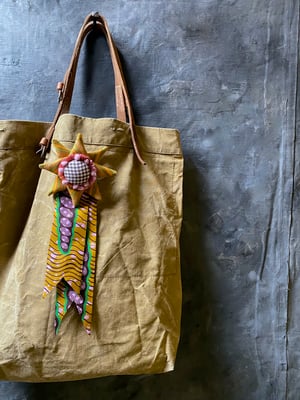 Image of star rosette - no. 02