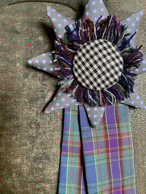 Image of star rosette - no. 06