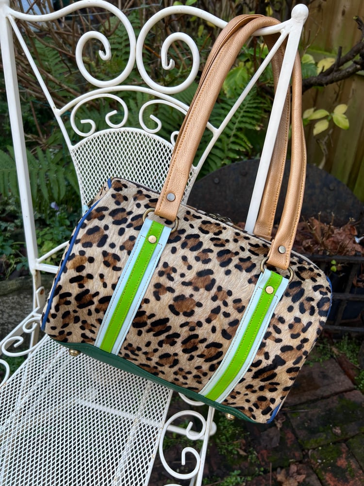 Image of Harlequin Collection - Animal Print Barrel Bag #29
