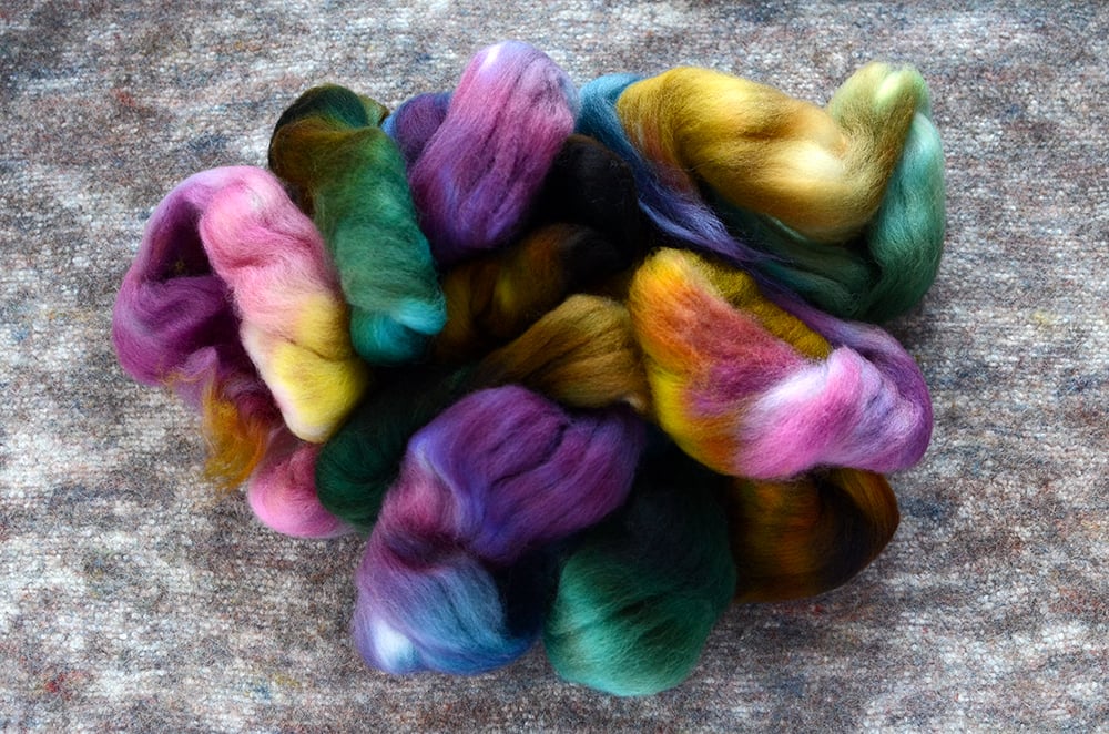 Image of "Baubles" Hand-Dyed Falkland Merino Spinning Fiber - 4 oz.