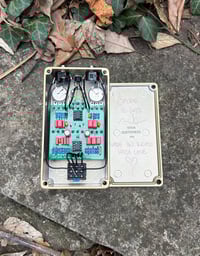 Image 3 of Spire Overdrive (gold/black/gold)