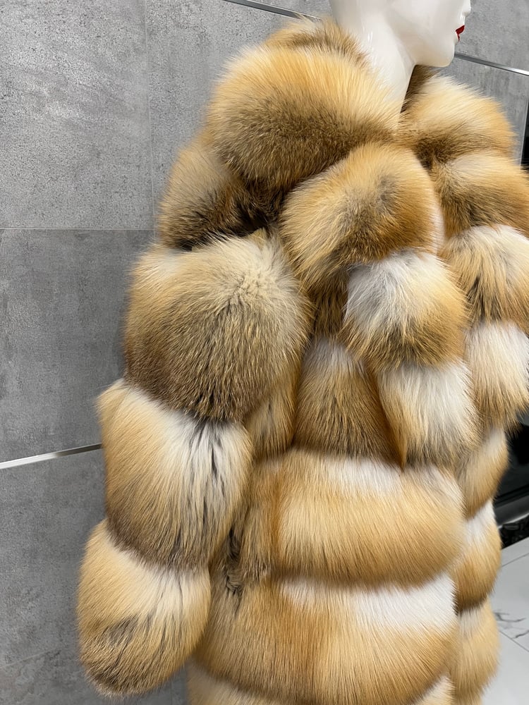 Image of 3in1 GOLDEN ISLAND FOX FUR COAT