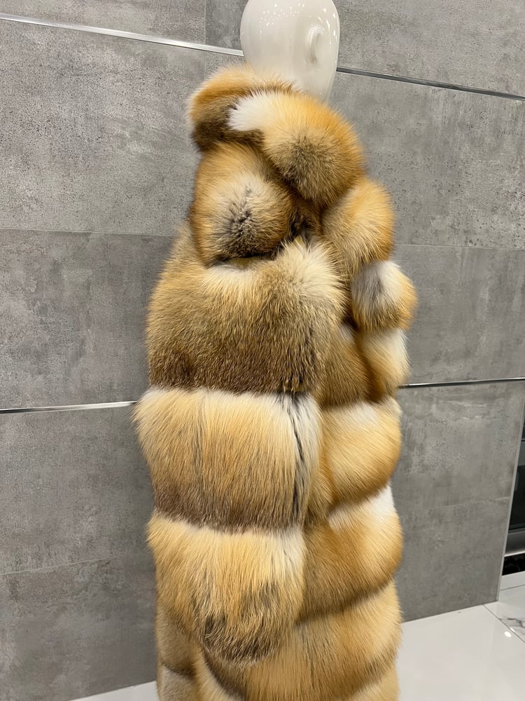 Image of 3in1 GOLDEN ISLAND FOX FUR COAT