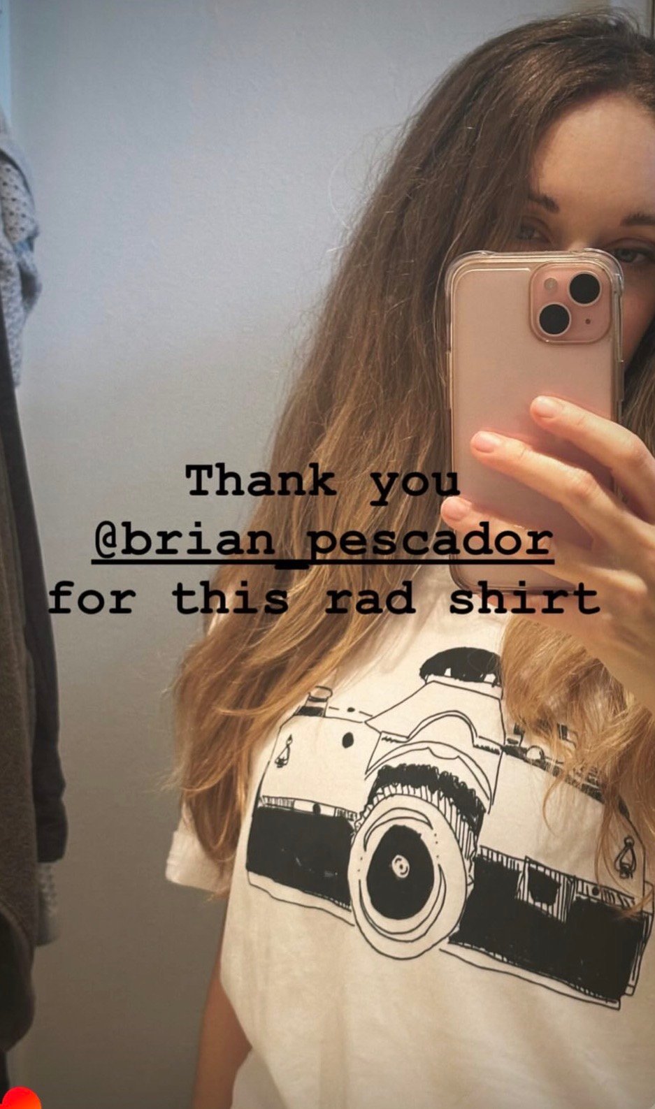 Camera - Unisex organic cotton t-shirt