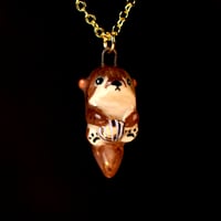 Twee Otter Necklace