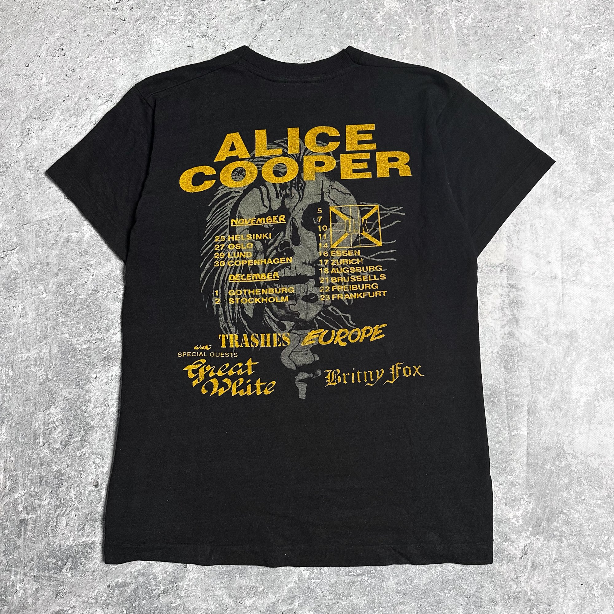 Alice Cooper 1989 'Trashing Europe' T-Shirt | NLVintage