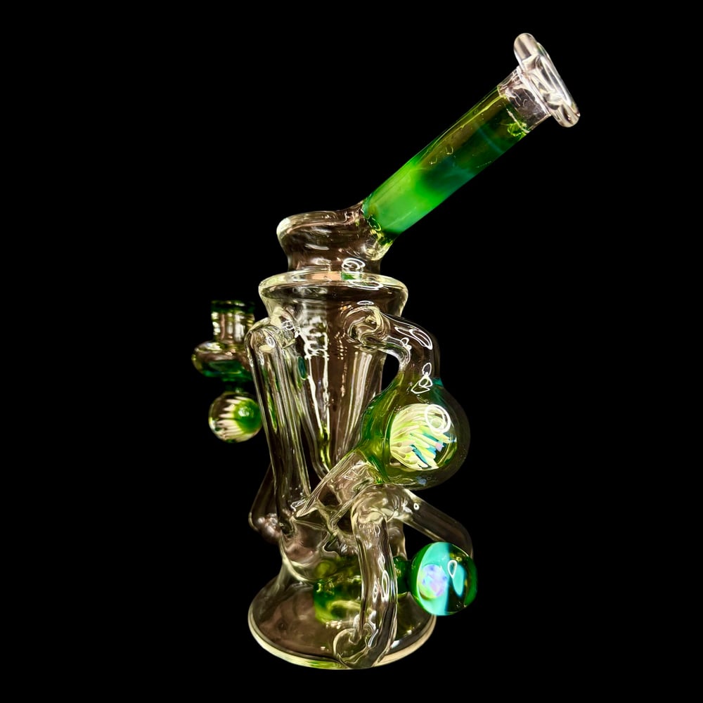 Image of @Juboglass Molten Aura Plantphibian And Lotus White