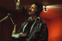 JAKE OWEN "DREAMS TO DREAM"