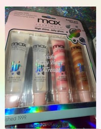 Image 5 of Sassy Glam Makeup Bundle Set