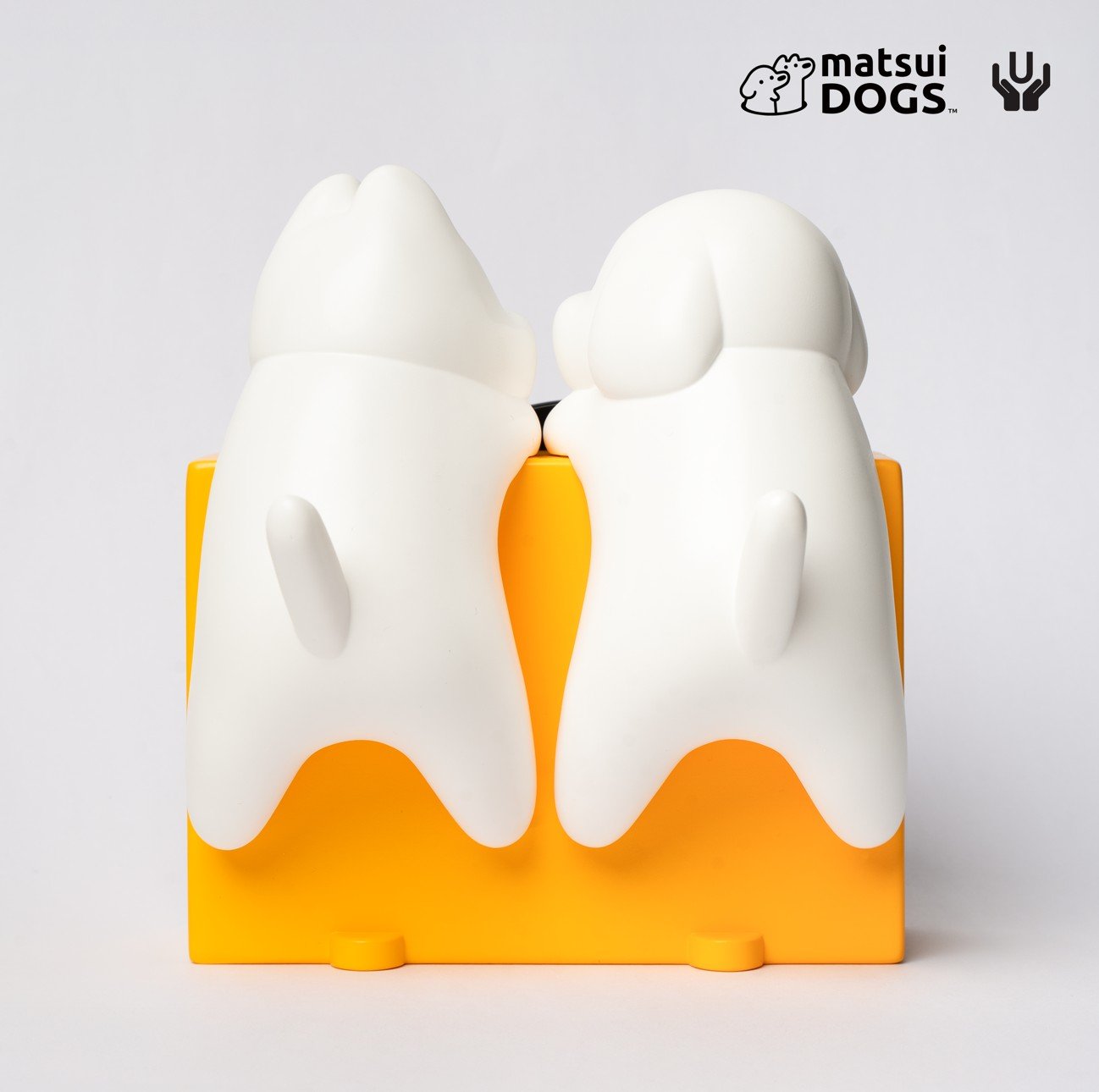 Image of MATSUI TURNTABLE DOGS RESIN LIMITED EDITION