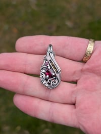 Garnet Wire Pendant 