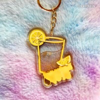 Image 2 of LEMON DROP - quicksand shaker| KEYCHAIN