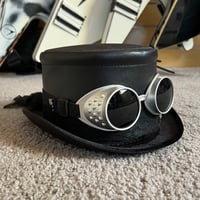 Image 1 of 2019 Virus "Steam" Top Hat (1 available)