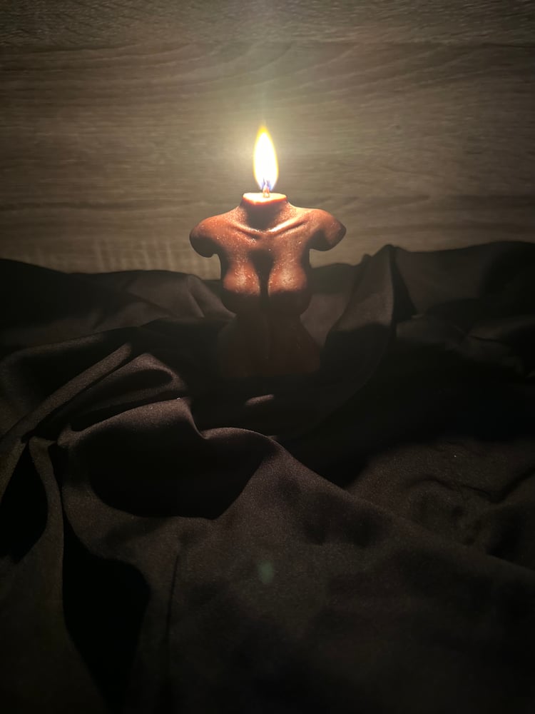 Image of Soy Wax Silhouette