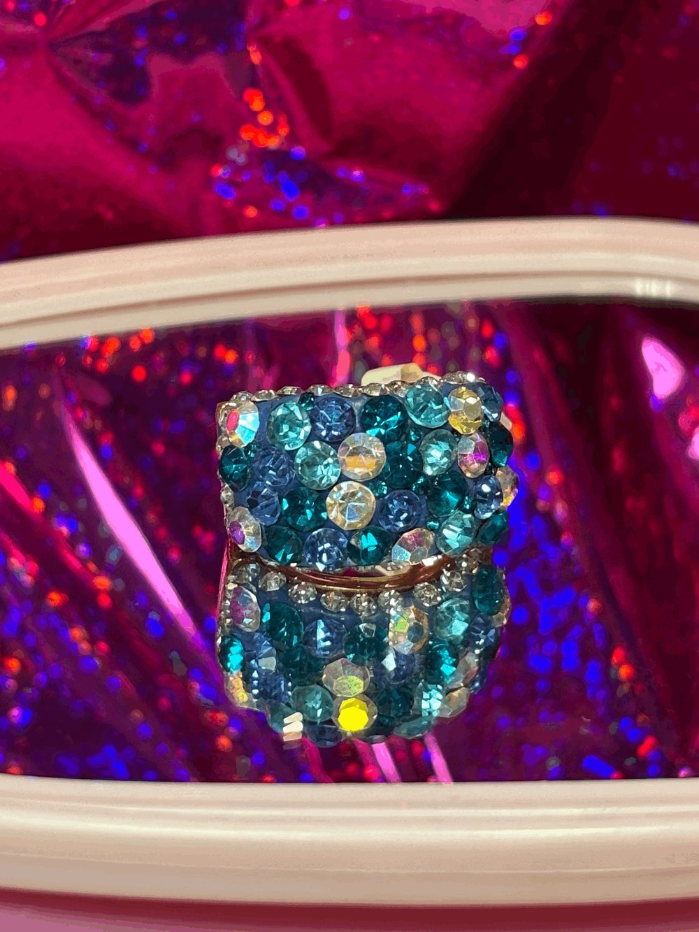 Image of Chunky Blue Hydrangea Ring / Anillo Grueso Hortensia Azul