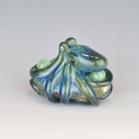 Image 3 of LG. Little Streaky Aura Blue Octopus - Flameworked Glass Sculpture Bead