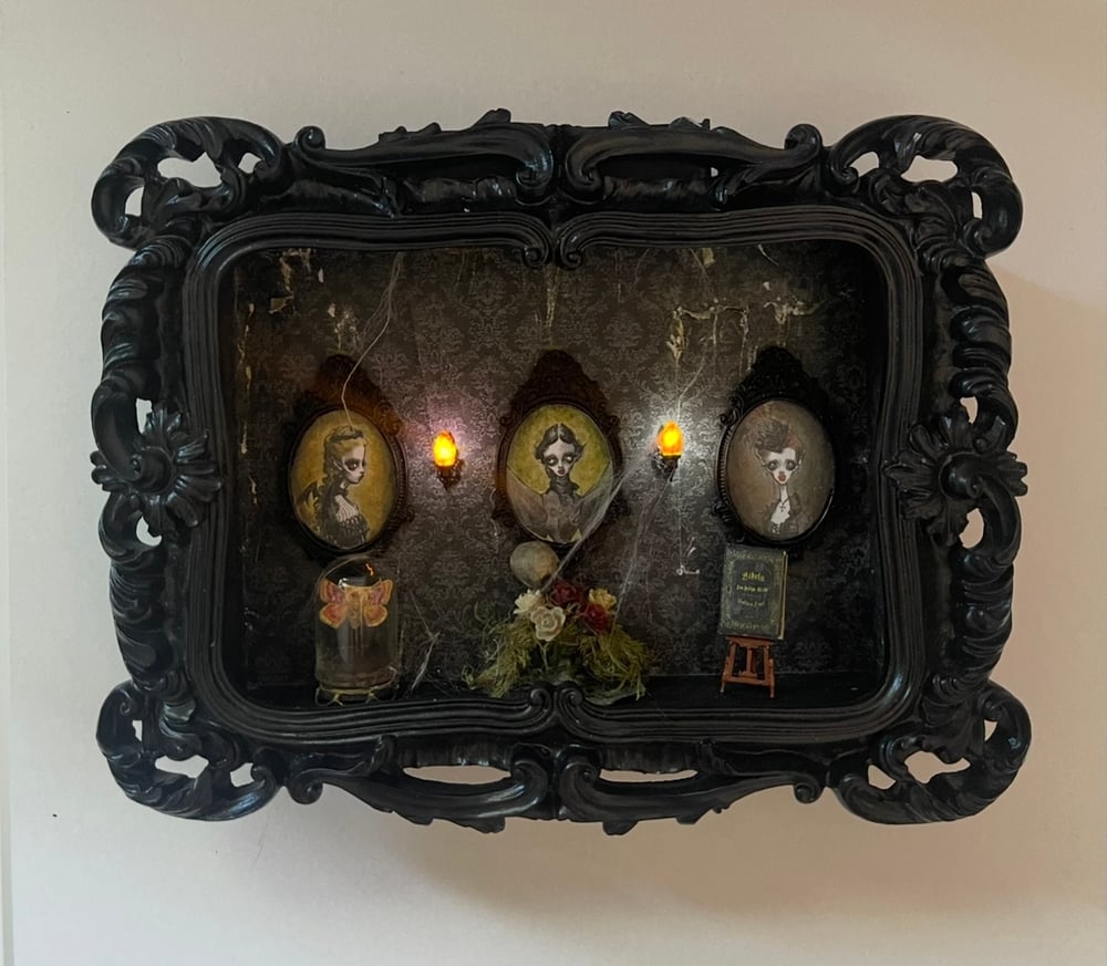Image of Thornsend Vampires/ portraits edition, mini print shadow box 