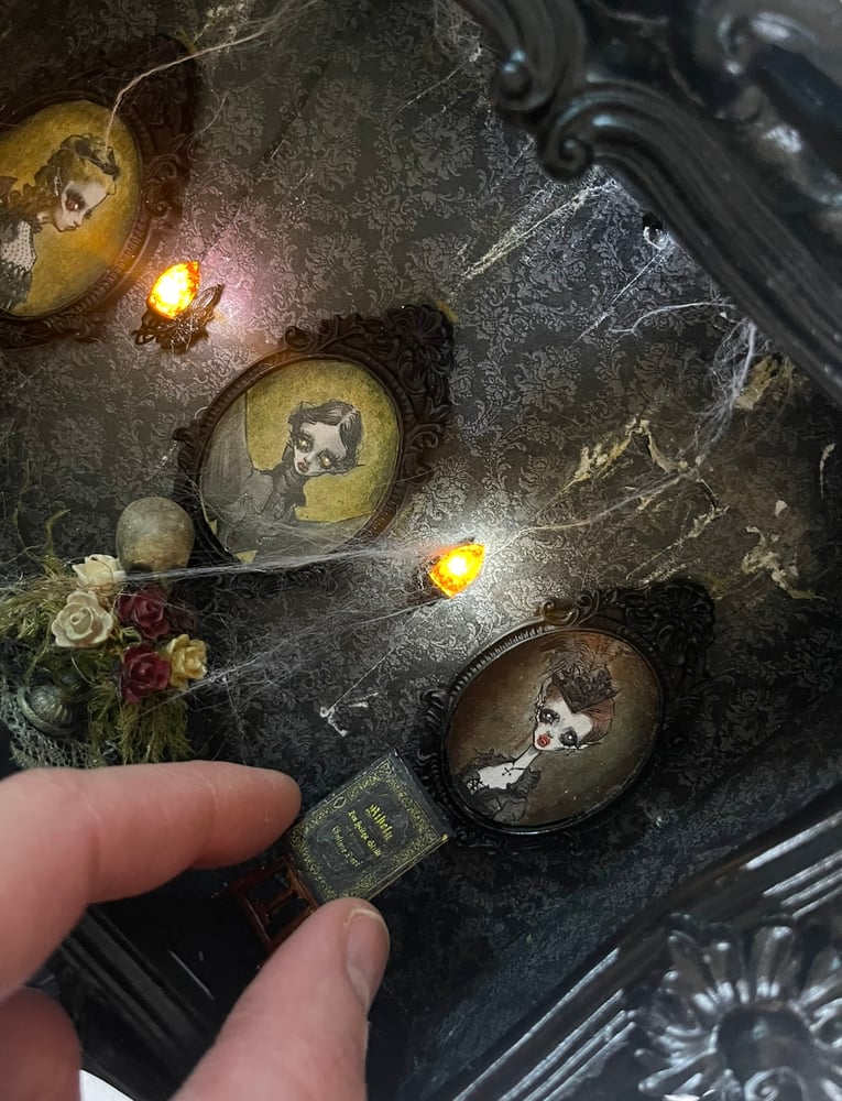 Image of Thornsend Vampires/ portraits edition, mini print shadow box 