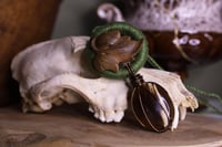 Image 2 of Green linen wooden ornament amber necklace