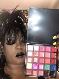 Image 2 of Vibrant Lipstick Palette 