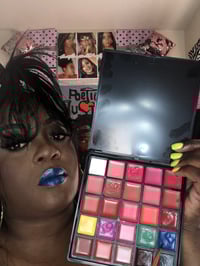 Image 4 of Vibrant Lipstick Palette 