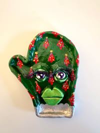 Green Christmas Tree Mitten