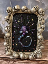 Image 1 of Galaxy Facehugger