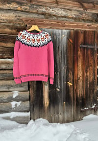 Image 4 of “Into the wild” sweater - Rose - Ready to ship