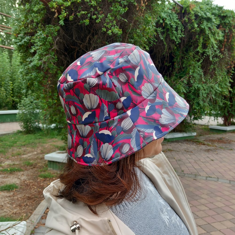 Image of Sombrero impermeable - Amapolas