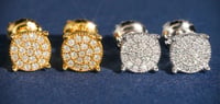 Image 1 of Round  earing 7mm plaque or / argent 925+ moissanite