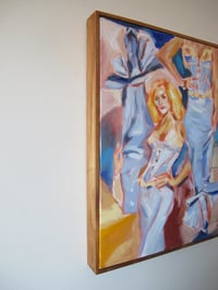 Image 3 of Stella
