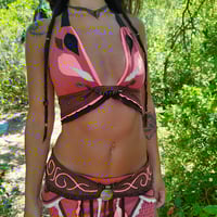 Image 4 of Rooted Peach Tribal Leaf Set - M