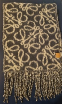 Image 2 of L scarf